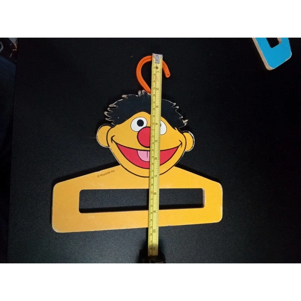 Vintage Lot of 2 Sesame Street Clothes Hangers Boards - Cookie Monster, Ernie - Picture 7 of 7